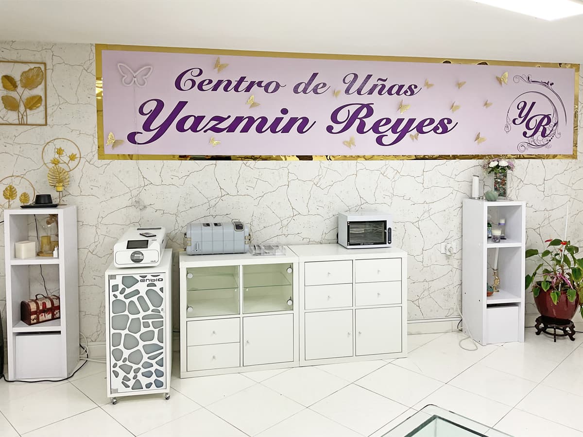 Centro de Uñas Yazmin Reyes en Ribeira
