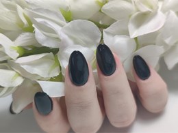 Uñas almendra